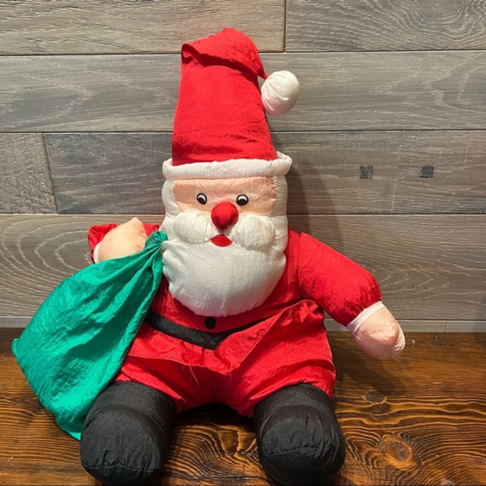 Vintage Santa Claus By International‎ Silver Co  Nylon 16" Stuffed 1991
